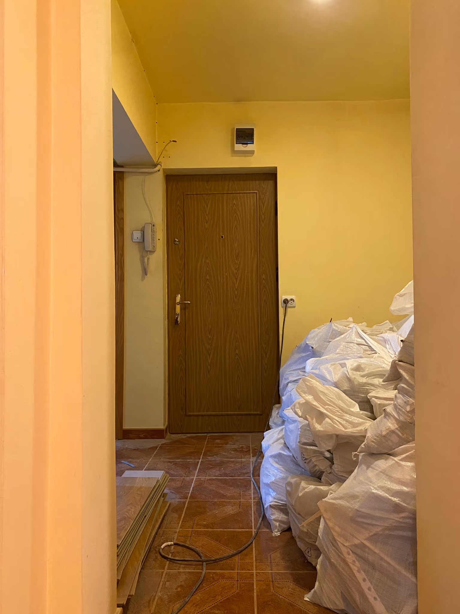 Renovare apartament — Înainte 1