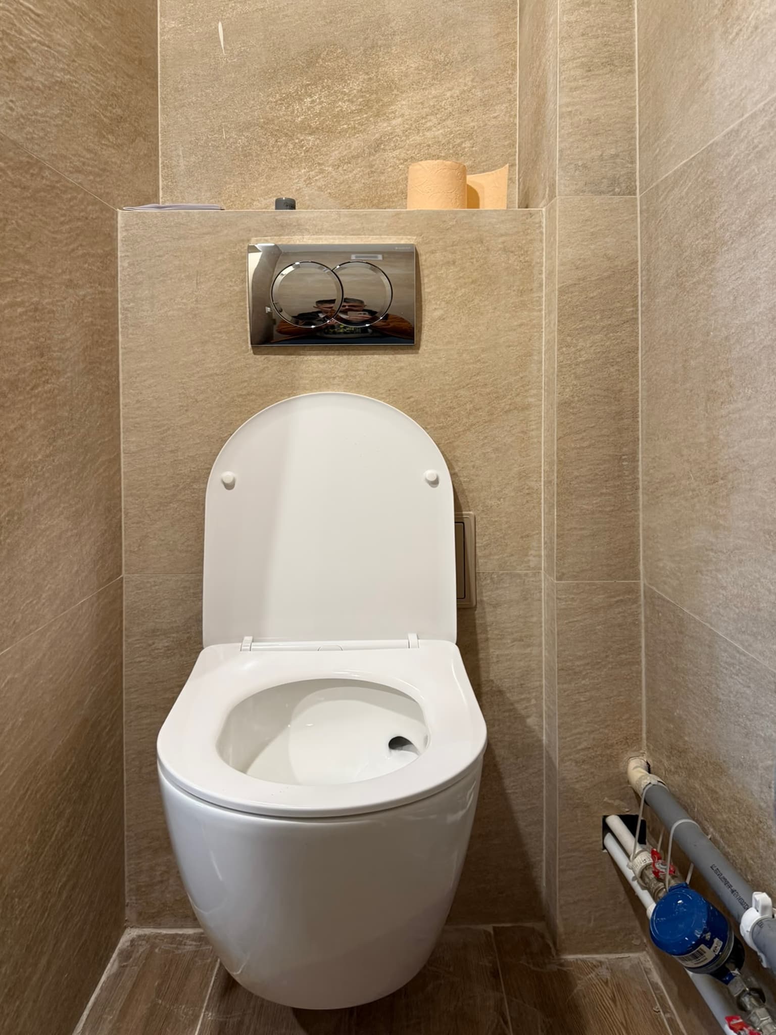 Zugrav Iași — 8. Renovare baie (Iași) — După 8