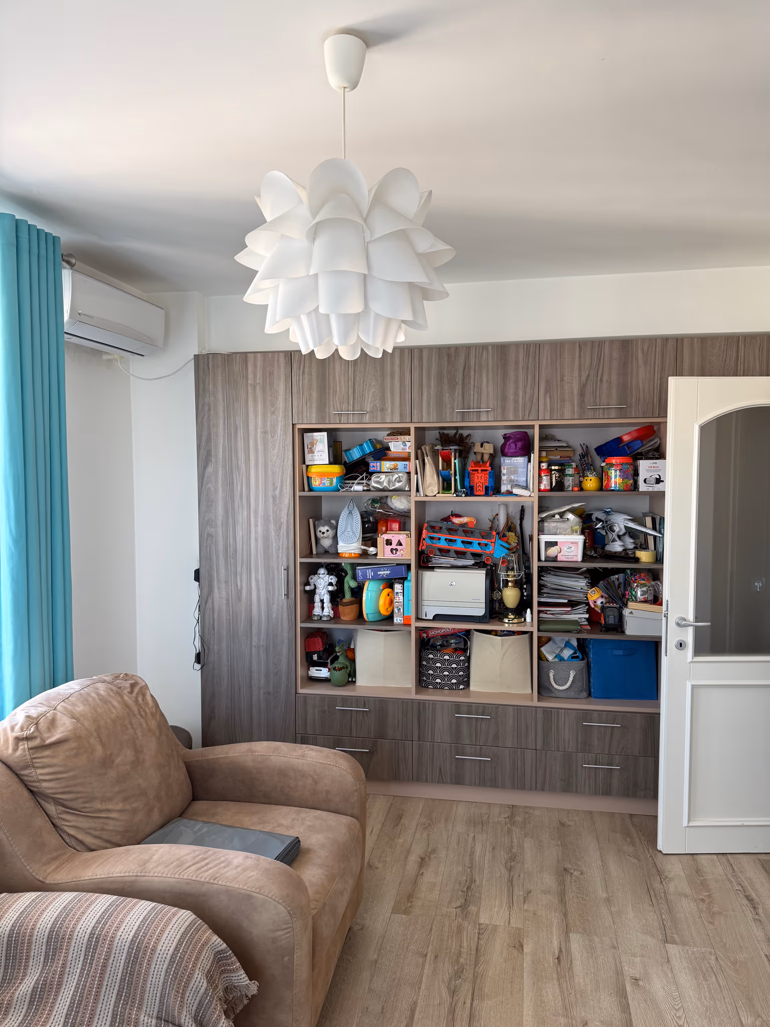 Zugrăveală apartament — Înainte 7