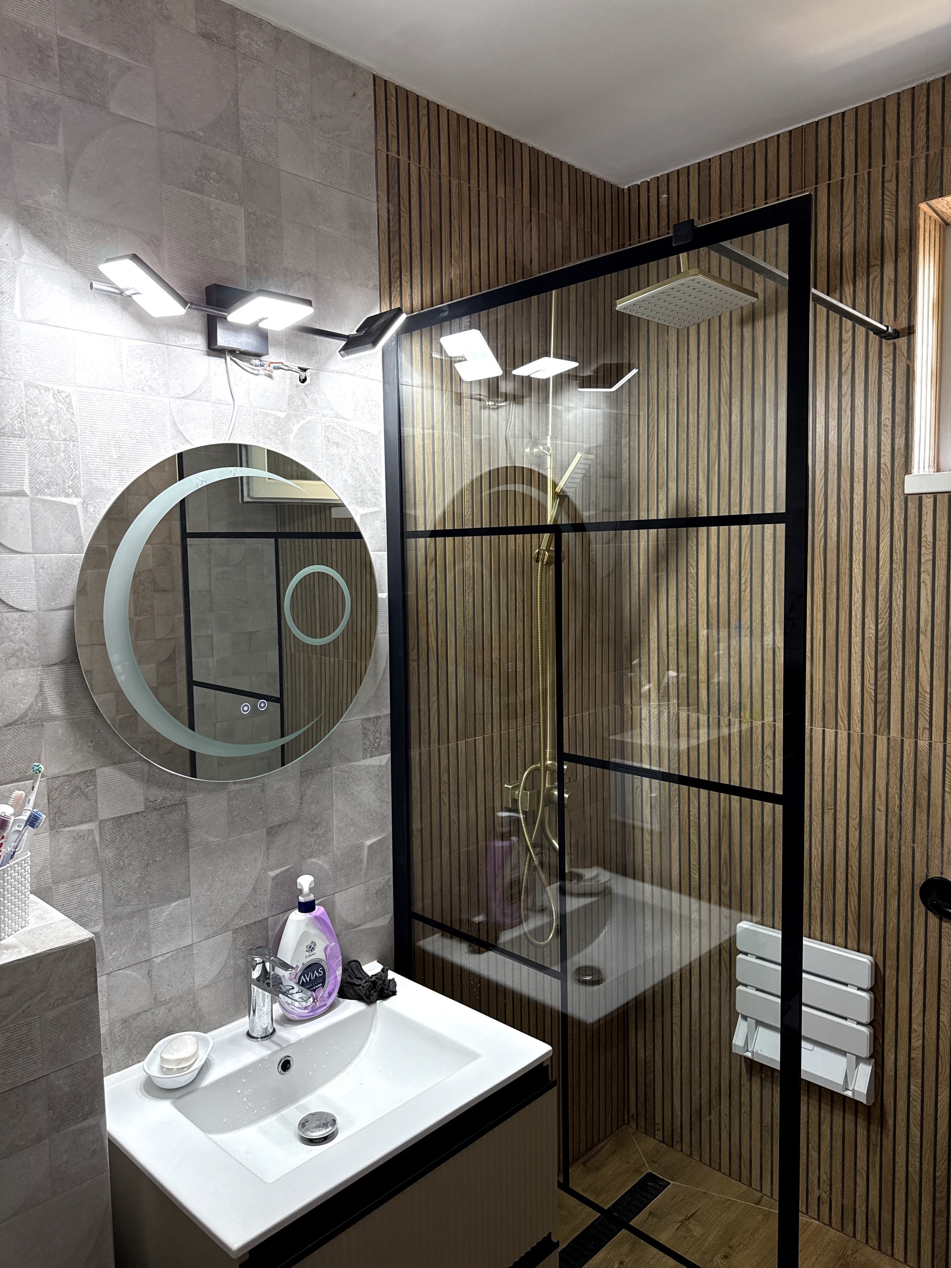 Zugrav Iași — Renovare apartament 2 camere (Iași) — înainte/după 1 — după