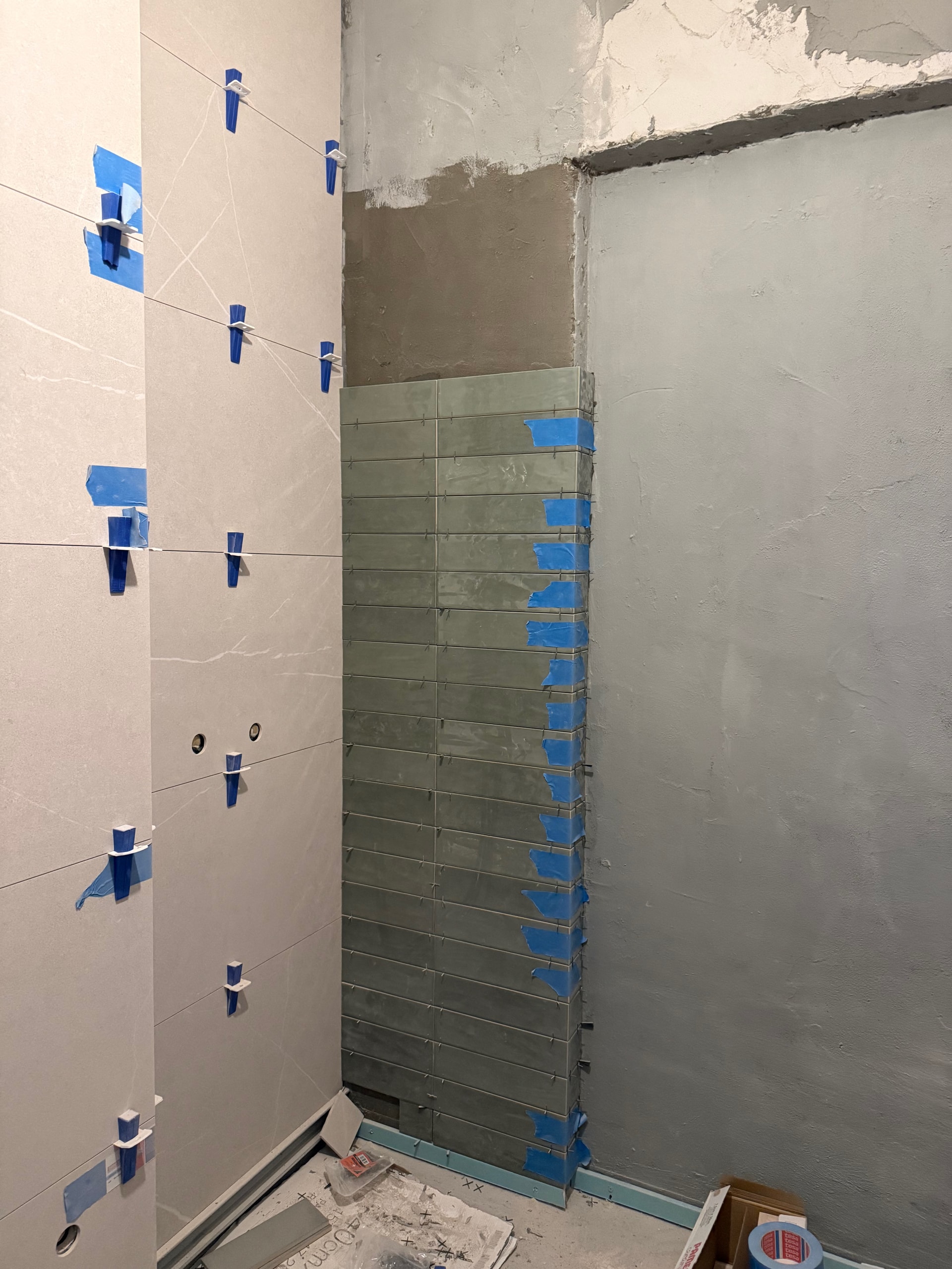 Zugrav Iași — Renovare baie (Iași) — înainte/după 1 — după