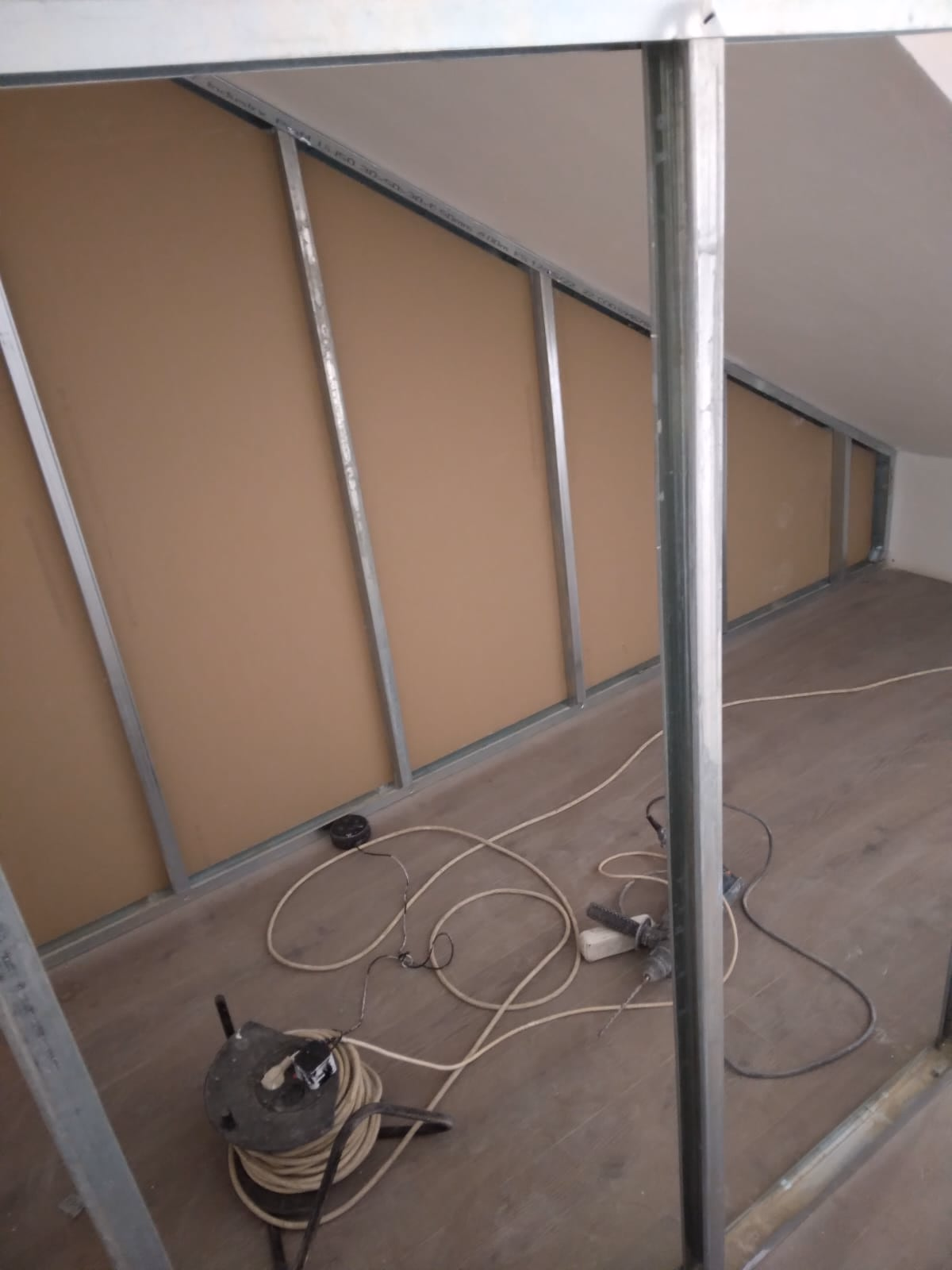 Zugrav Iași — Amenajare recepție (Botoșani) — În construcție 12