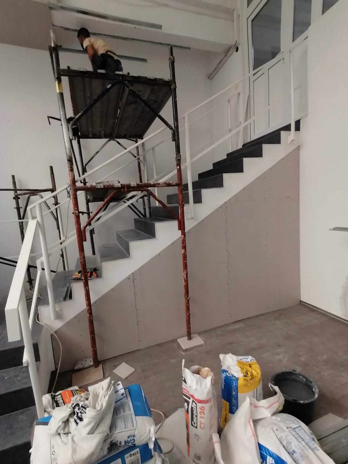 Zugrav Iași — Amenajare recepție (Botoșani) — În construcție 3