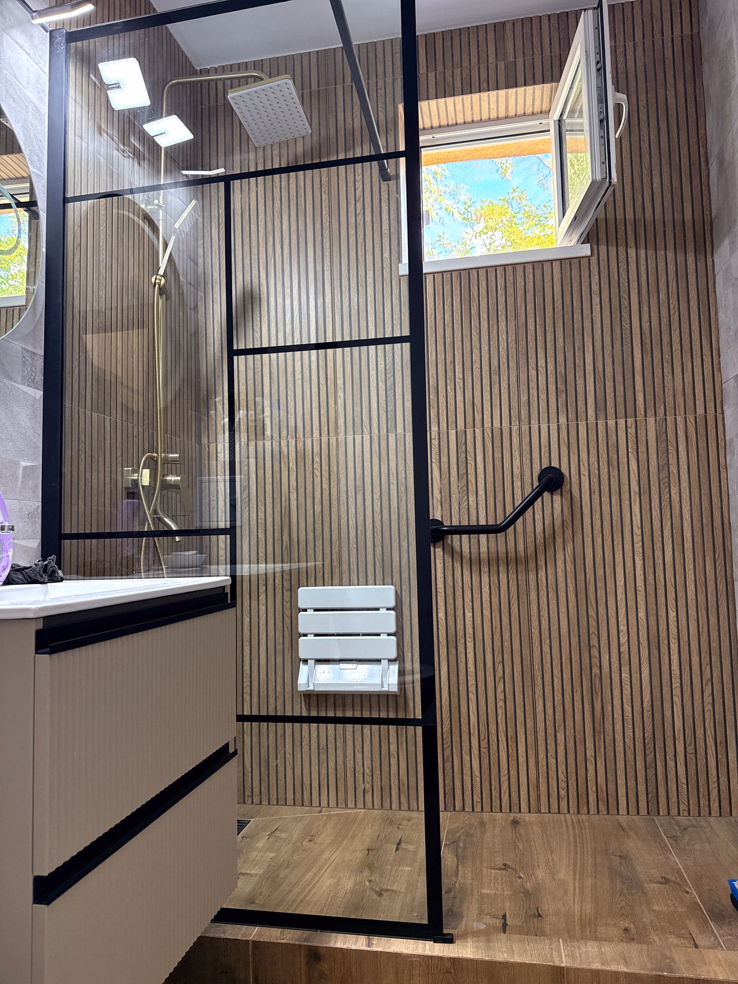Zugrav Iași — Renovare apartament 2 camere (Iași) — După 3