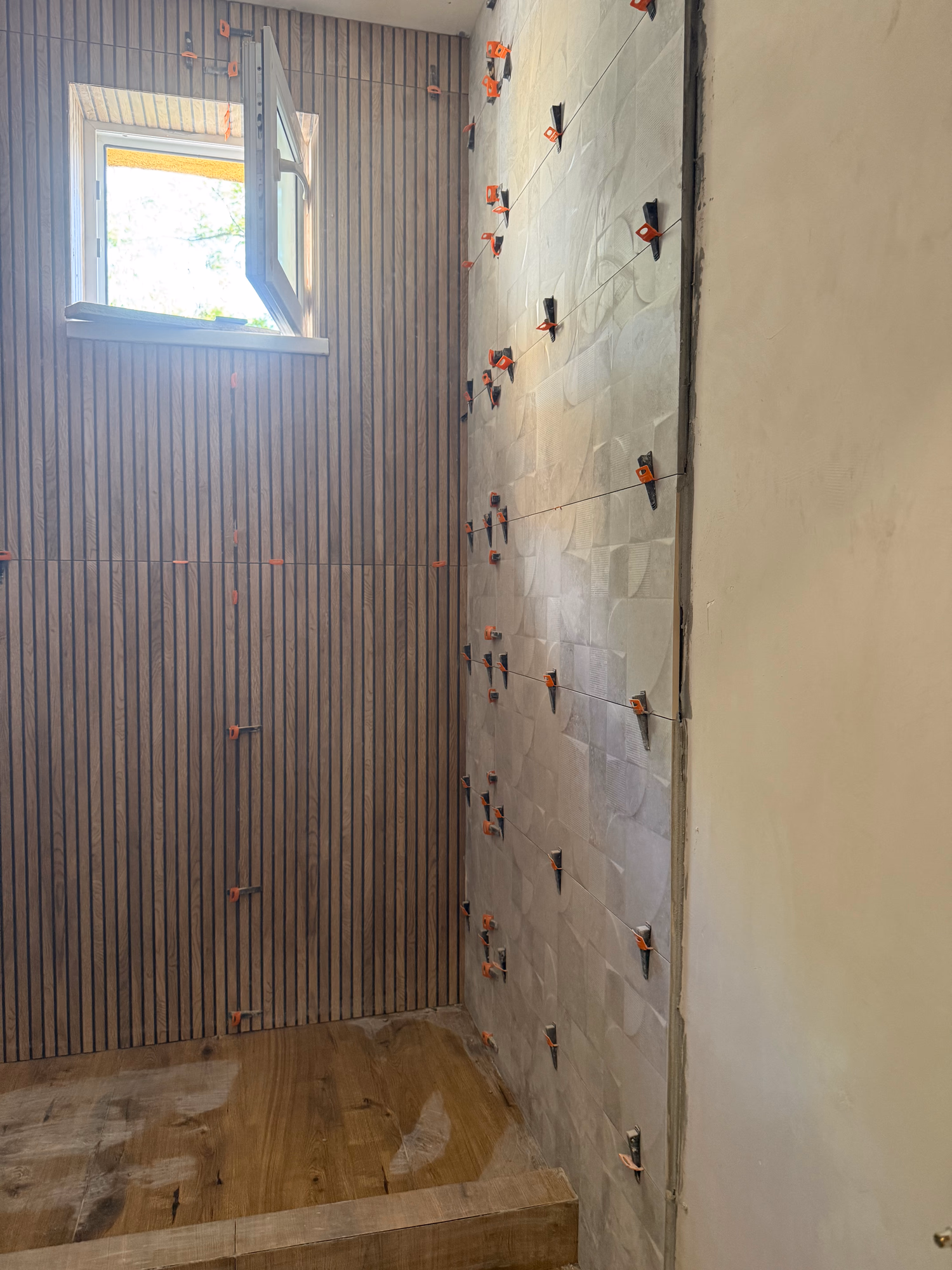 Zugrav Iași — Renovare apartament 2 camere (Iași) — În construcție 3
