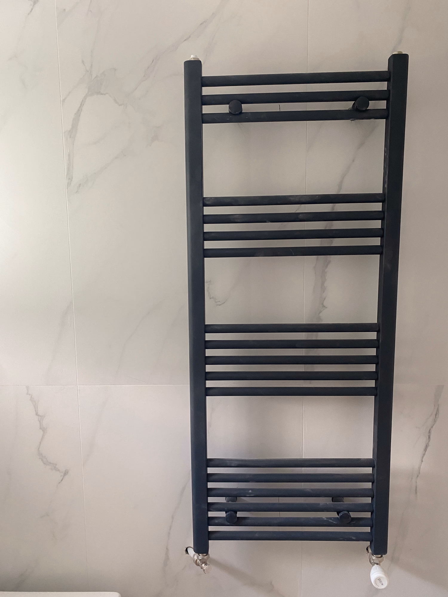 Zugrav Iași — Renovare apartament 2 camere (Iași — Tătărași) — După 1