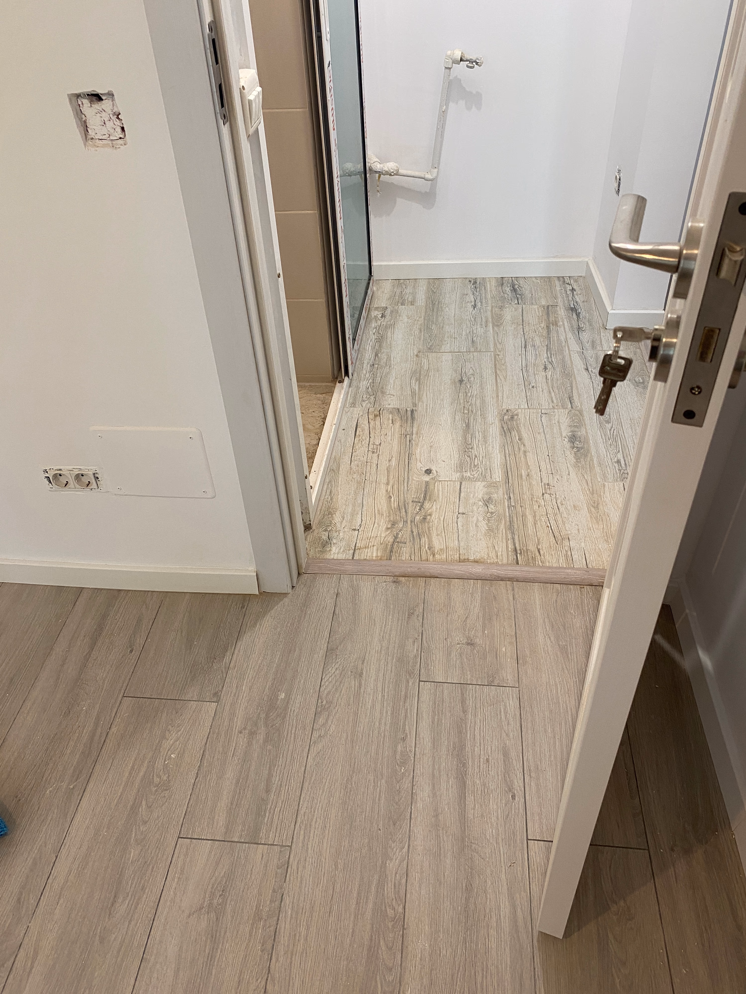 Zugrav Iași — Renovare apartament 3 camere (Iași — Bularga) — După 18