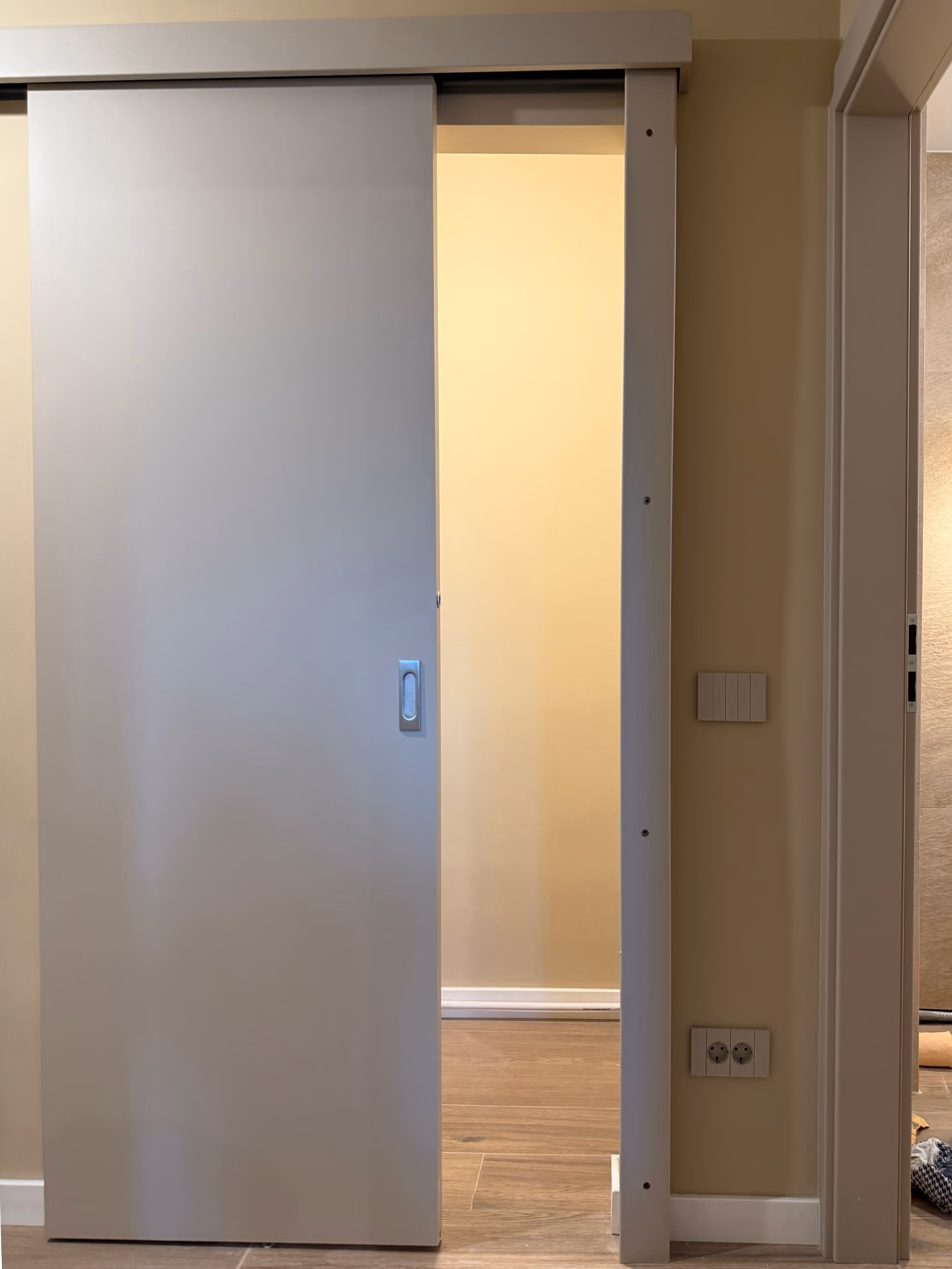 Zugrav Iași — Renovare apartament (Iași — Păcurari) — După 9