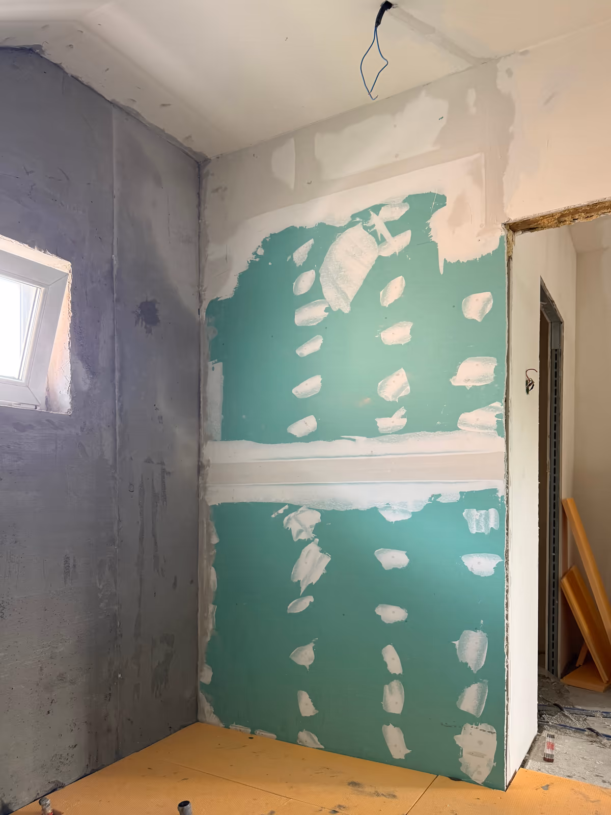 Zugrav Iași — Renovare casă etaj (Iași — Lunca Cetățuii) — Finalizate 15